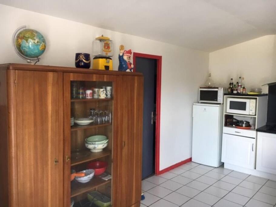 Le Depot Appartement Du Canal 80M2 A Champvert Екстер'єр фото